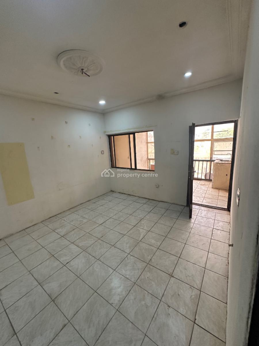 a Standard One Bedroom Apartment in a Decent Location, 5th Avenue, Gwarinpa, Abuja, Mini Flat (room and Parlour) for Rent