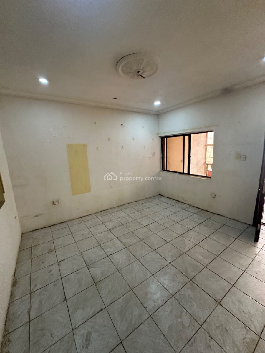 a Standard One Bedroom Apartment in a Decent Location, 5th Avenue, Gwarinpa, Abuja, Mini Flat (room and Parlour) for Rent