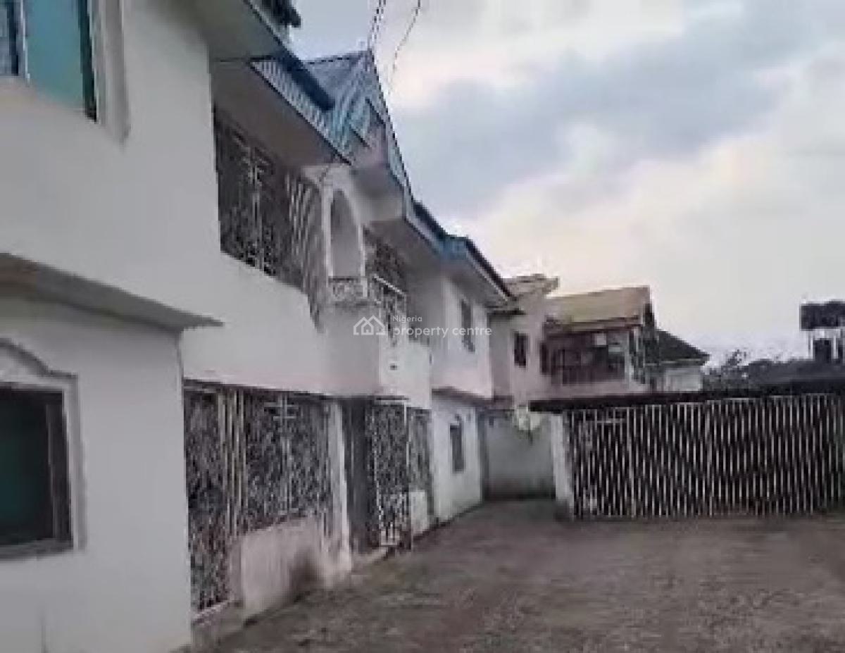 4 Flats of 3 Bedroom 100ft By 100ft Land, Along Airport Road, Gra, Benin, Oredo, Edo, Block of Flats for Sale