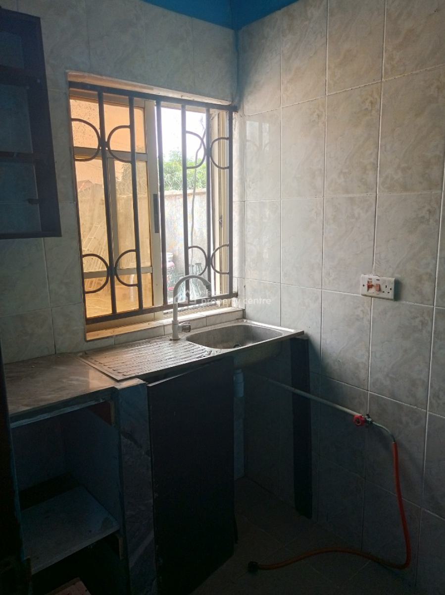 Sharp and Serene Room and Parlor, Greenland Estate, Ogombo, Ajah, Lagos, Flat / Apartment for Rent