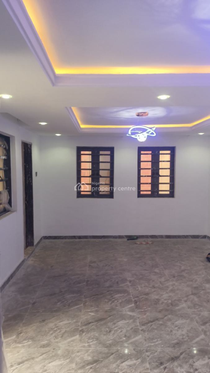 Block of Flats (8 Units of Standard One Bedroom Flat & 2 Units of Stud, Alapere, Alapere, Ketu, Lagos, Block of Flats for Sale