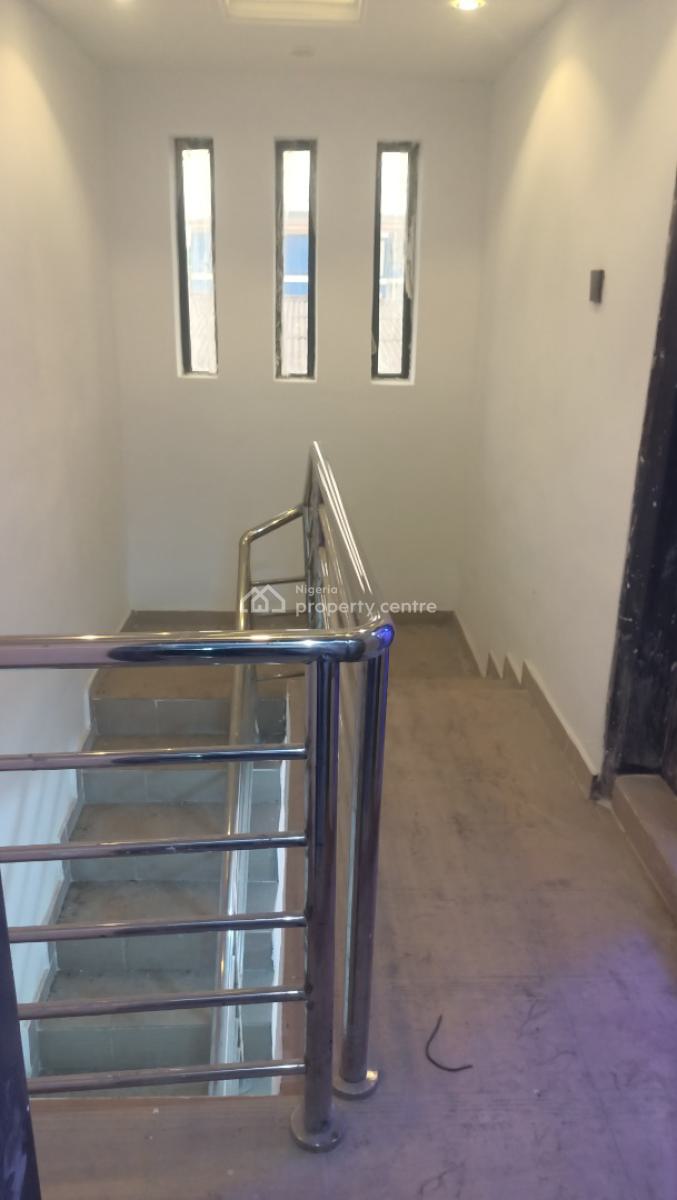 Block of Flats (8 Units of Standard One Bedroom Flat & 2 Units of Stud, Alapere, Alapere, Ketu, Lagos, Block of Flats for Sale