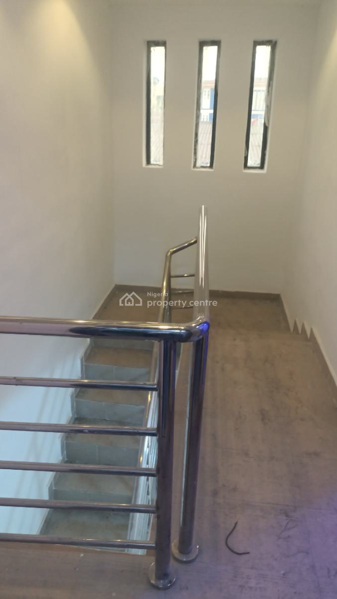 Block of Flats (8 Units of Standard One Bedroom Flat & 2 Units of Stud, Alapere, Alapere, Ketu, Lagos, Block of Flats for Sale