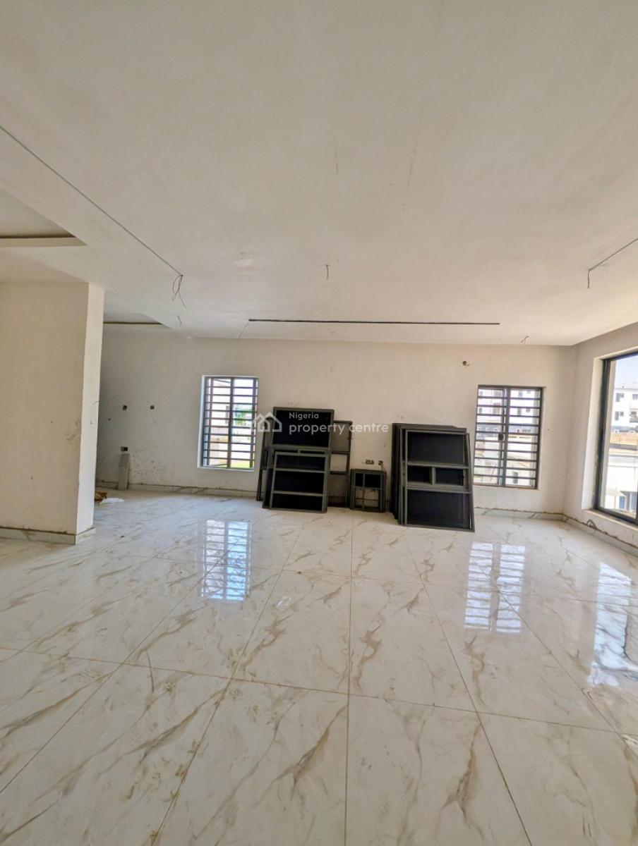 2-bedroom Apartments, Location: Chief Lateef Oyelade, Ring Road Gra, Ibadan, Oyo, House for Sale