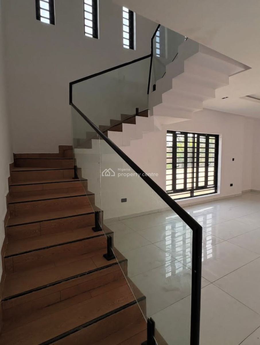 Luxury 4-bedroom Detached Duplexes with Modern Finishes, Location: Kolapo Ishola Gra, Ibadan, Ibadan, Oyo, House for Sale
