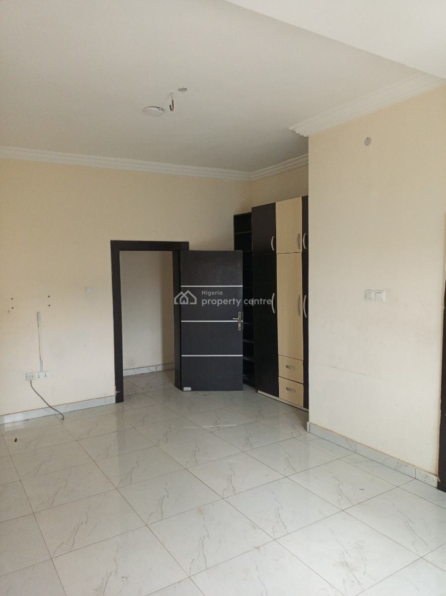 Spacious and Serene 3bedroom Apartment (upstairs), Xtadok Estate, Badore, Ajah, Lagos, Flat / Apartment for Rent
