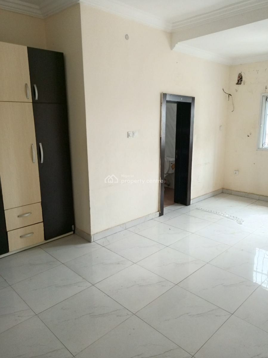 Spacious and Serene 3bedroom Apartment (upstairs), Xtadok Estate, Badore, Ajah, Lagos, Flat / Apartment for Rent