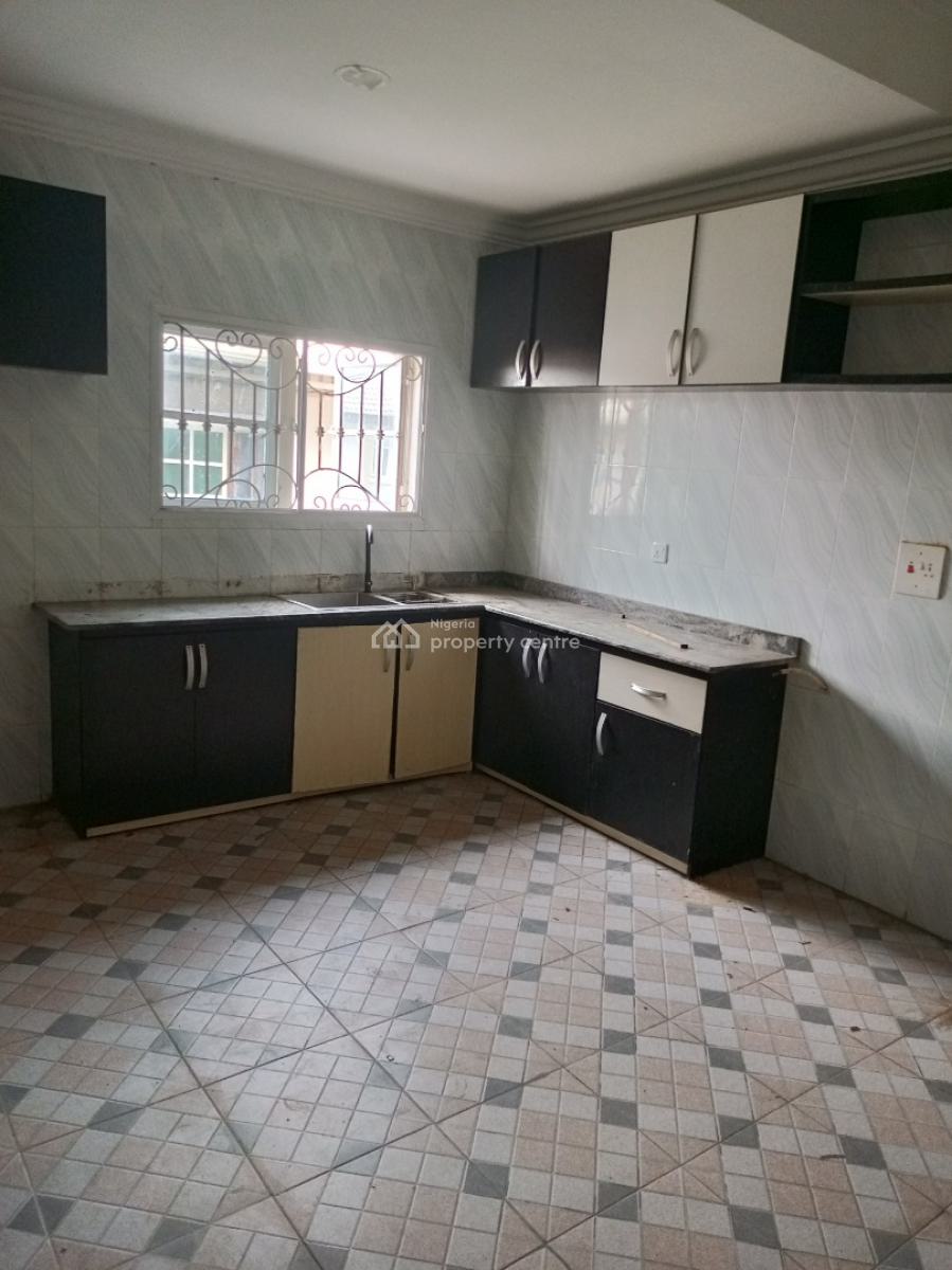 Spacious and Serene 3bedroom Apartment (upstairs), Xtadok Estate, Badore, Ajah, Lagos, Flat / Apartment for Rent