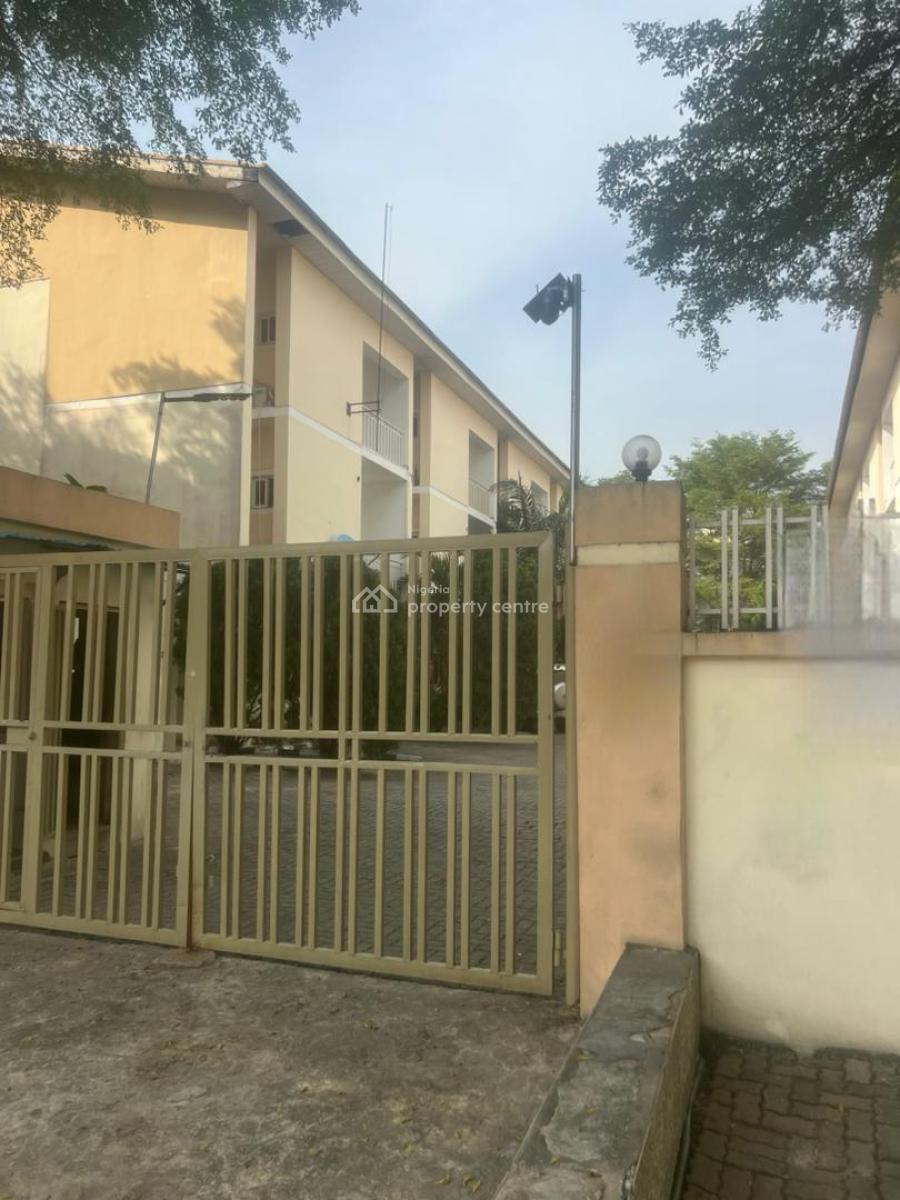 Newly Renovated Self Service 4 Bedroom Terrace House with a Study & Bq, Lekki Phase 1, Lekki, Lagos, Terraced Duplex for Rent