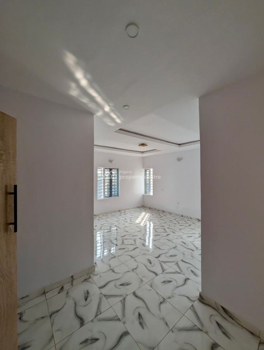 Room & Parlour (self Contain), Olive Garden,wisdom Estate,ologuneru, Ibadan, Ibadan, Oyo, House for Rent