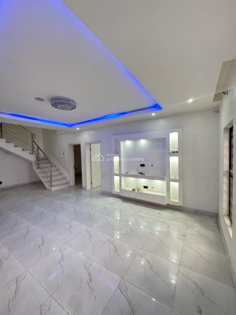Well Maintained 4bedroom Semi Detached Duplex, Ajah, Lagos, Semi-detached Duplex for Rent