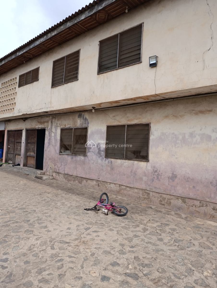 Twin Flat of 4 Bedroom Each with Twin Flat of 2 Bedroom Each As Bq in, Tinubu Estate, Iwo Road, Ibadan, Alakia, Ibadan, Oyo, Block of Flats for Sale