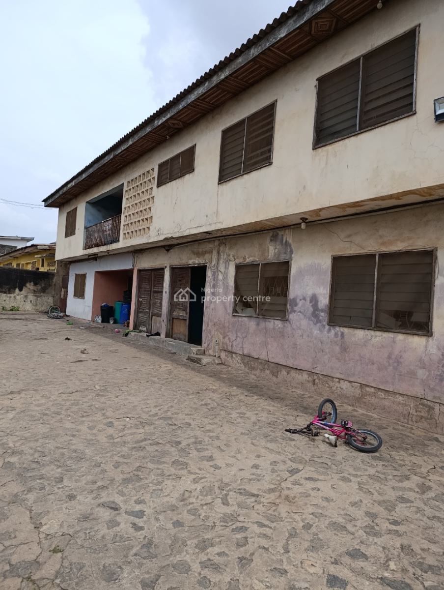 Twin Flat of 4 Bedroom Each with Twin Flat of 2 Bedroom Each As Bq in, Tinubu Estate, Iwo Road, Ibadan, Alakia, Ibadan, Oyo, Block of Flats for Sale