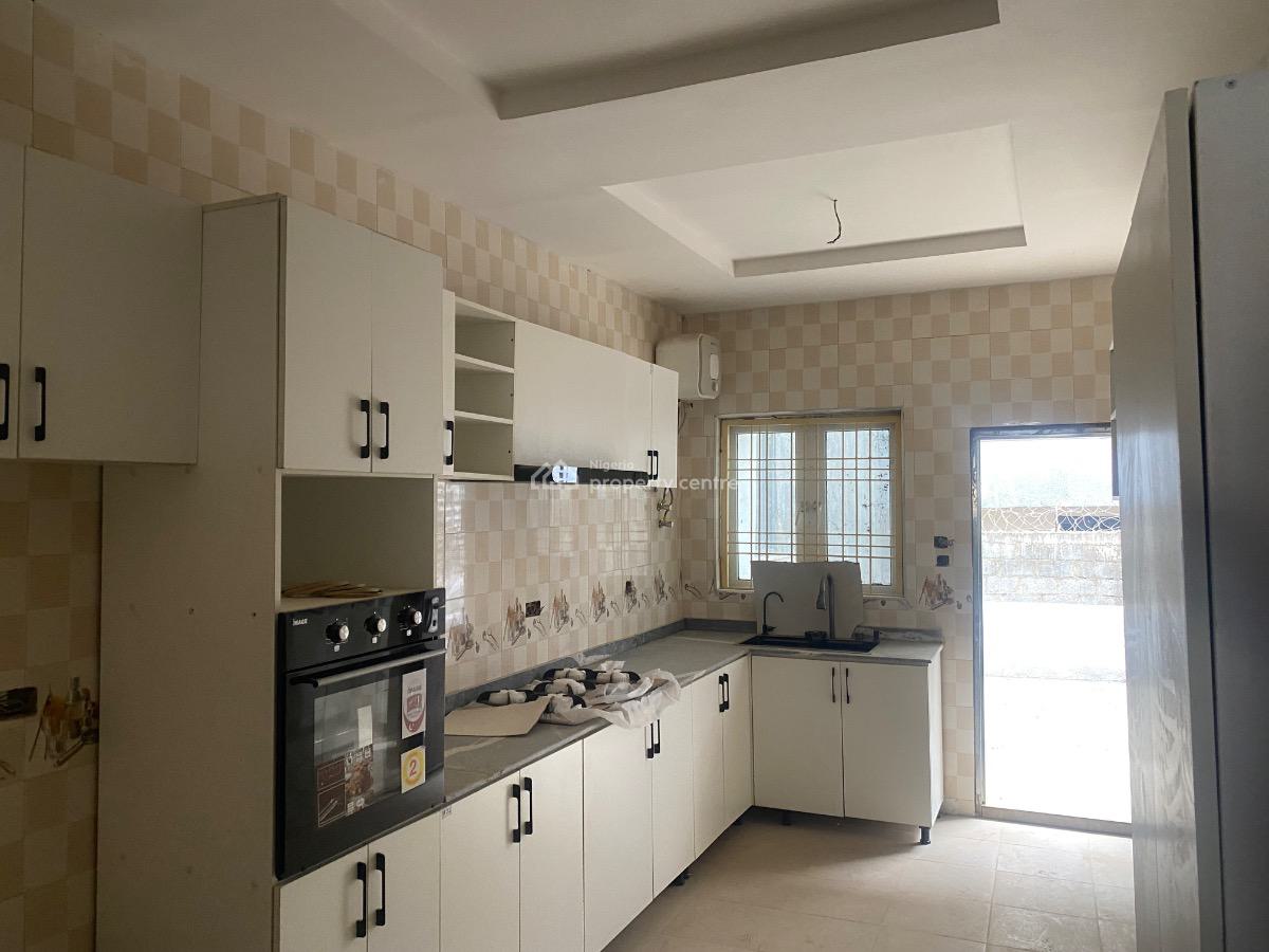 Luxury 5 Bedroom Terrace Duplex with a  Bq Space Behind, Jahi, Jahi, Abuja, Terraced Duplex for Sale