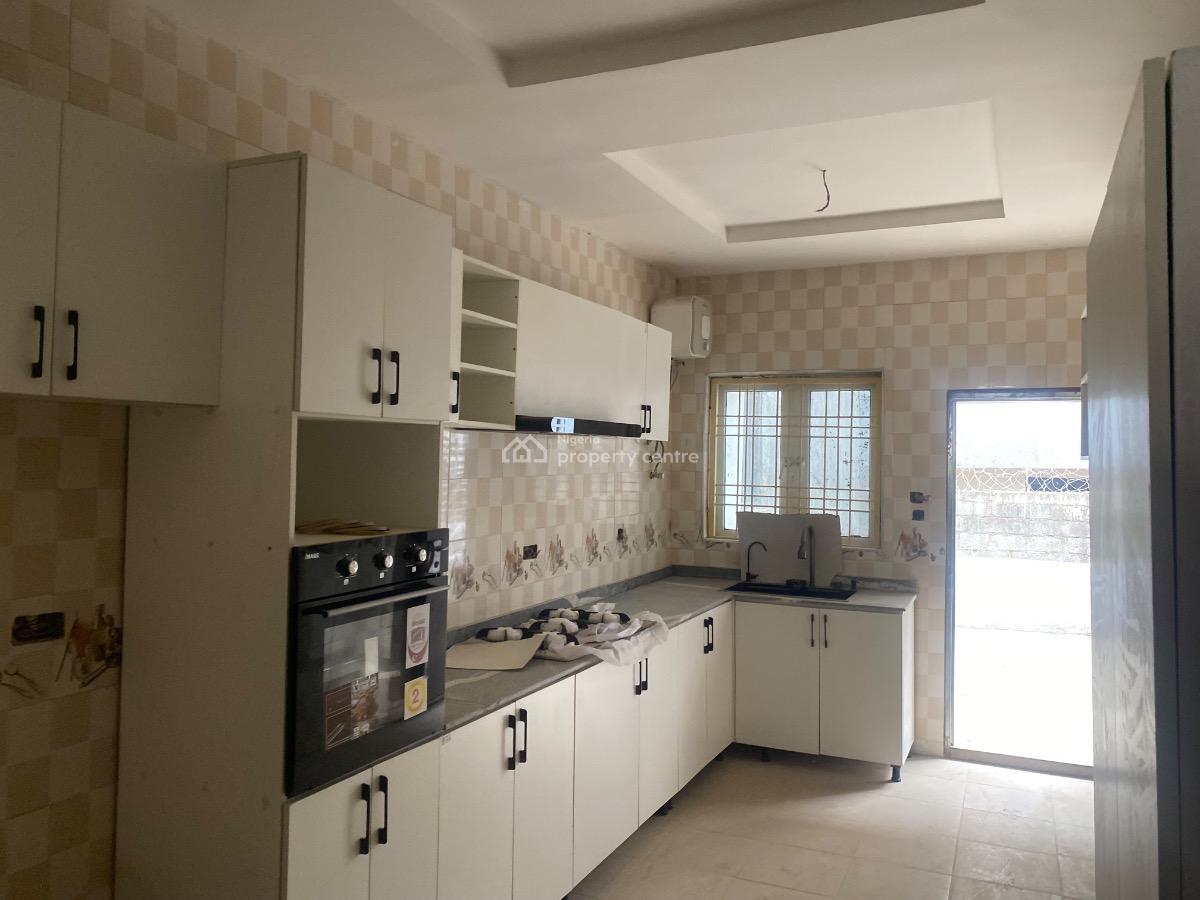 Luxury 5 Bedroom Terrace Duplex with a  Bq Space Behind, Jahi, Jahi, Abuja, Terraced Duplex for Sale