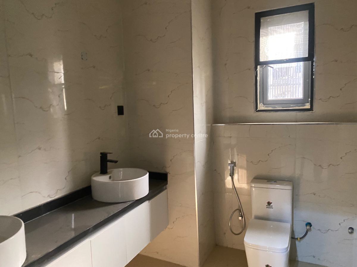 Well Furnished Luxury 5 Bedroom Terrace Duplex with Bq, Jahi, Jahi, Abuja, Terraced Duplex for Sale