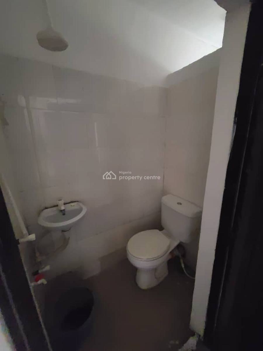 Spacious 3 Bedroom Terrace Duplex, Megamound Estate, Ikota, Lekki, Lagos, Terraced Duplex for Rent