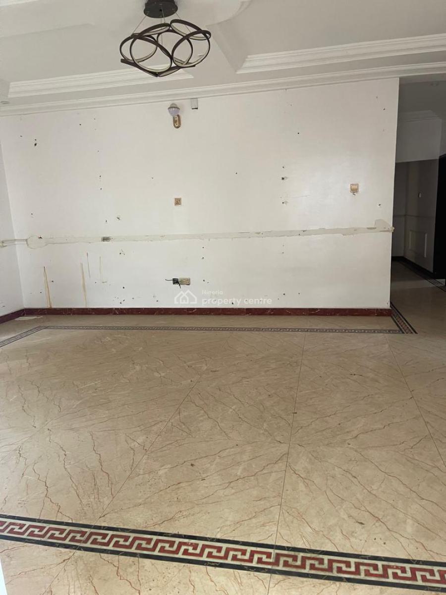 Spacious Ground Floor 3 Bedroom Flat, Off Victoria Arobieke, Lekki Phase 1, Lekki, Lagos, Flat / Apartment for Rent