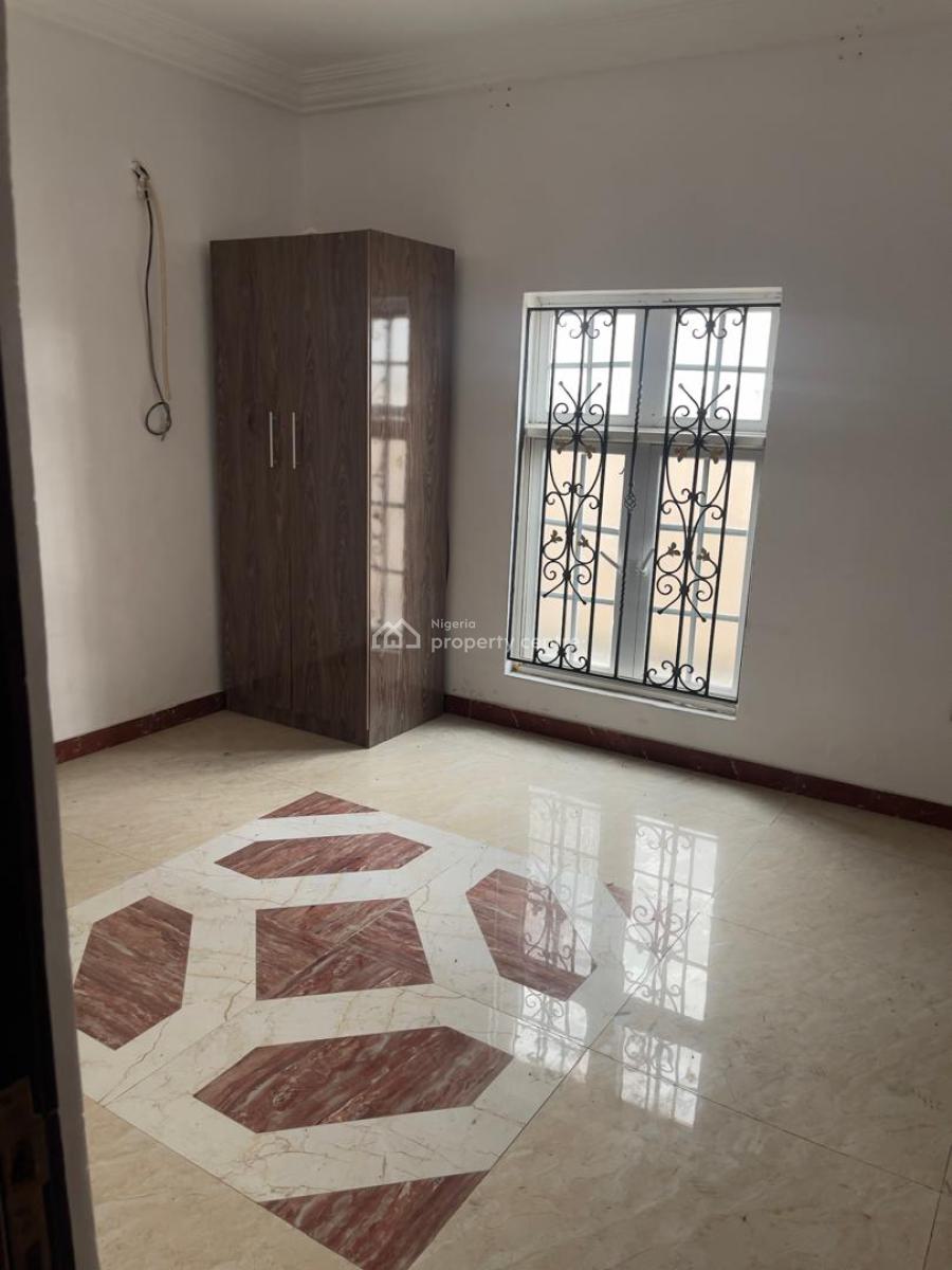 Spacious Ground Floor 3 Bedroom Flat, Off Victoria Arobieke, Lekki Phase 1, Lekki, Lagos, Flat / Apartment for Rent