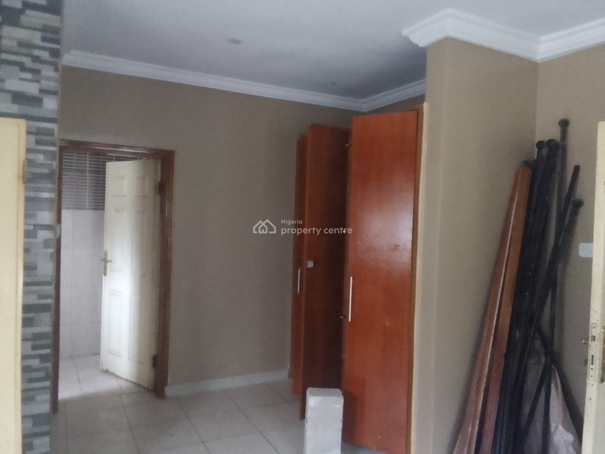 Spacious Luxury 2 Bedroom Flat with Excellent Features, Oseni Amuda Street, Ogombo, Ajah, Lagos, Flat / Apartment for Rent