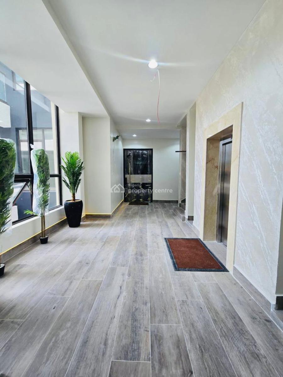 3 Bedroom Apartment with Elevator and Pool & Gym, Lekki Phase 1, Lekki, Lagos, Flat / Apartment Short Let