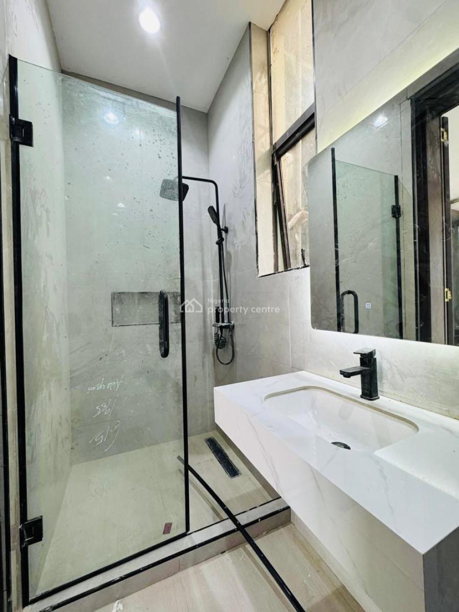 3 Bedroom Apartment with Elevator and Pool & Gym, Lekki Phase 1, Lekki, Lagos, Flat / Apartment Short Let