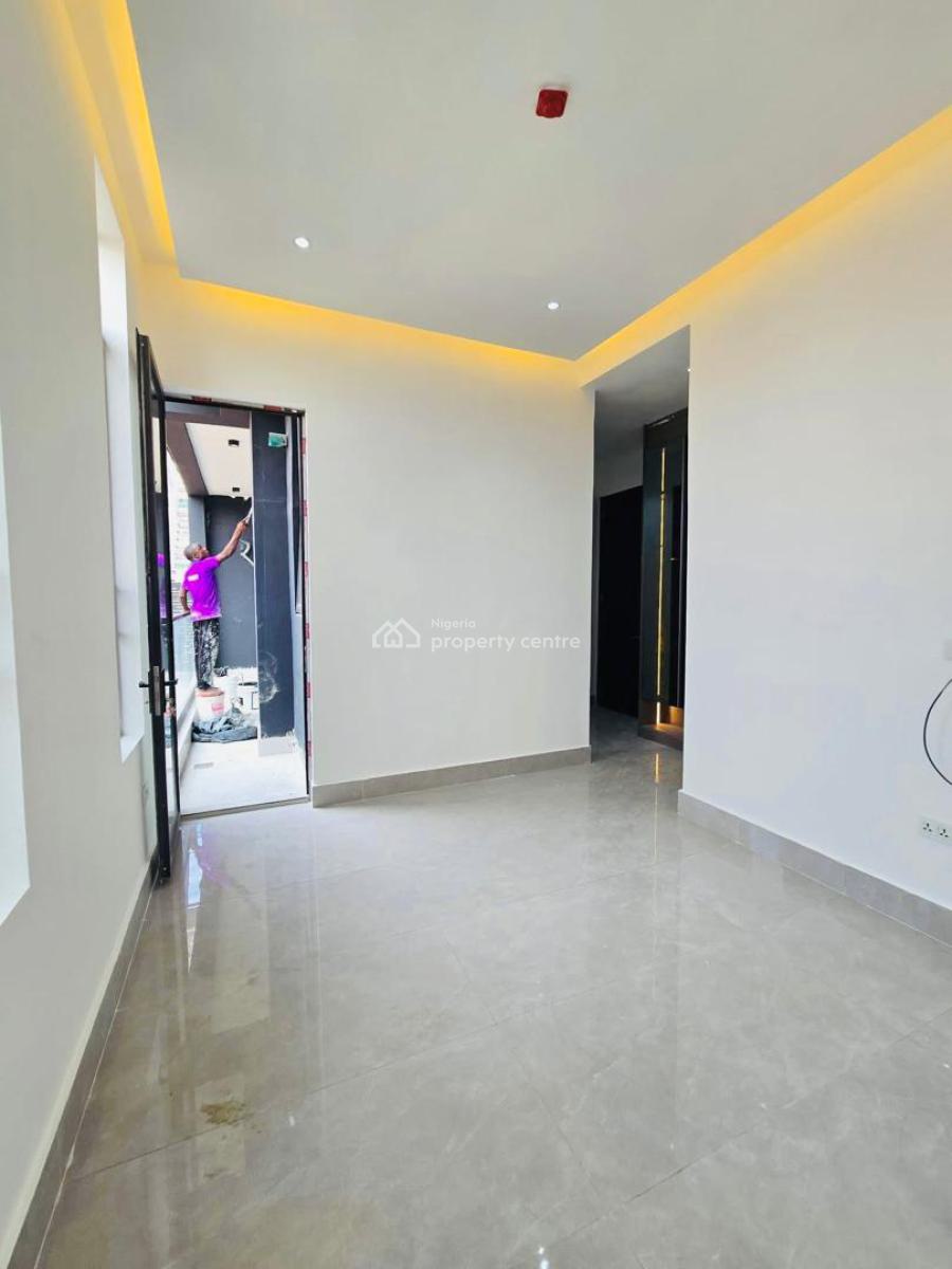 3 Bedroom Apartment with Elevator and Pool & Gym, Lekki Phase 1, Lekki, Lagos, Flat / Apartment Short Let