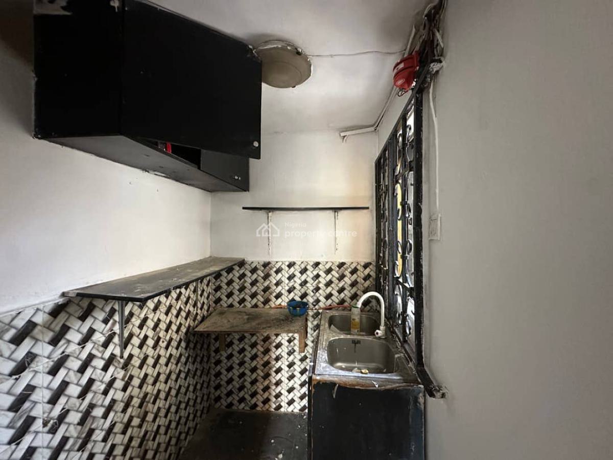 Very Spacious Studio Room with Kitchen, Ikota, Lekki, Lagos, Self Contain (single Rooms) for Rent