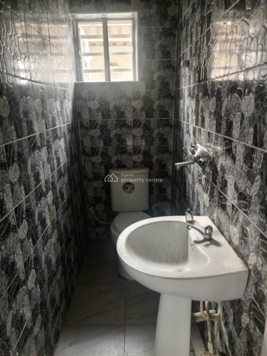 Standard 2 Bedroom Apartment Upstairs in a Secure Estate, Lakowe, Ibeju Lekki, Lagos, House for Rent