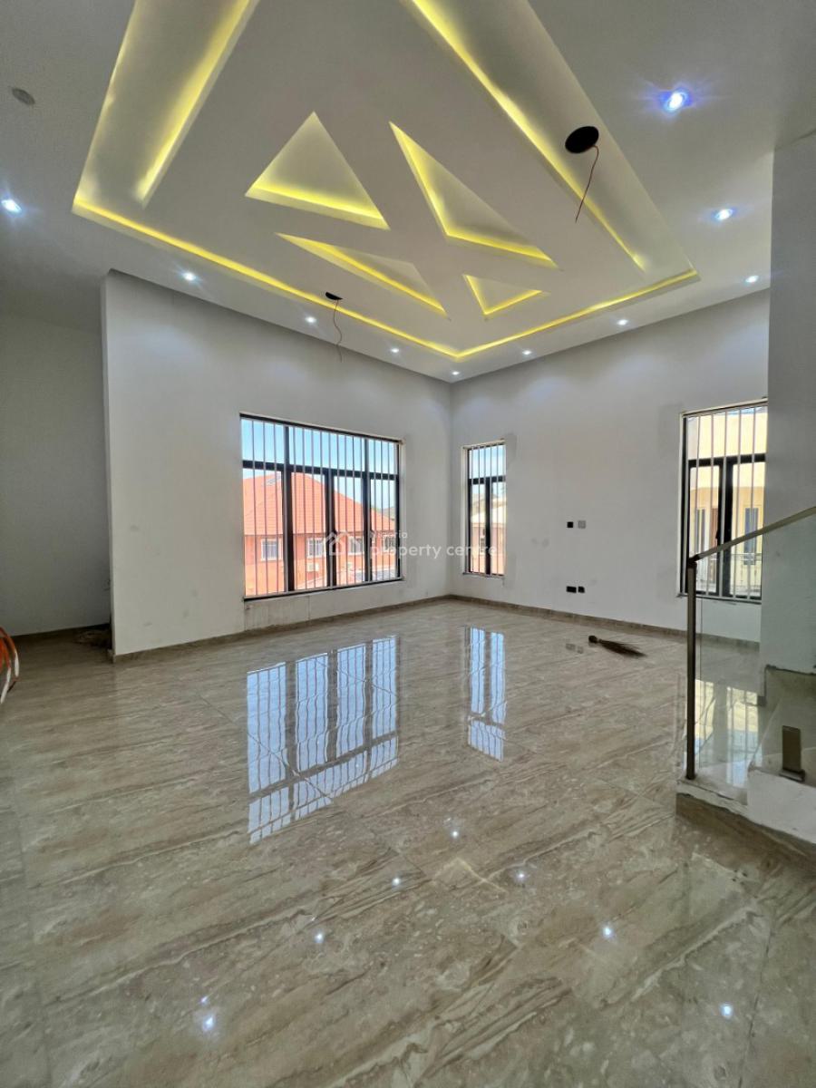 7 Bedroom Fully Detached Duplex with a Bq, Lekki Phase 1, Lekki, Lagos, Detached Duplex for Sale