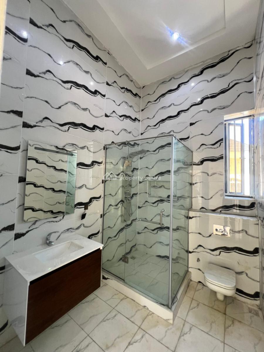 7 Bedroom Fully Detached Duplex with a Bq, Lekki Phase 1, Lekki, Lagos, Detached Duplex for Sale