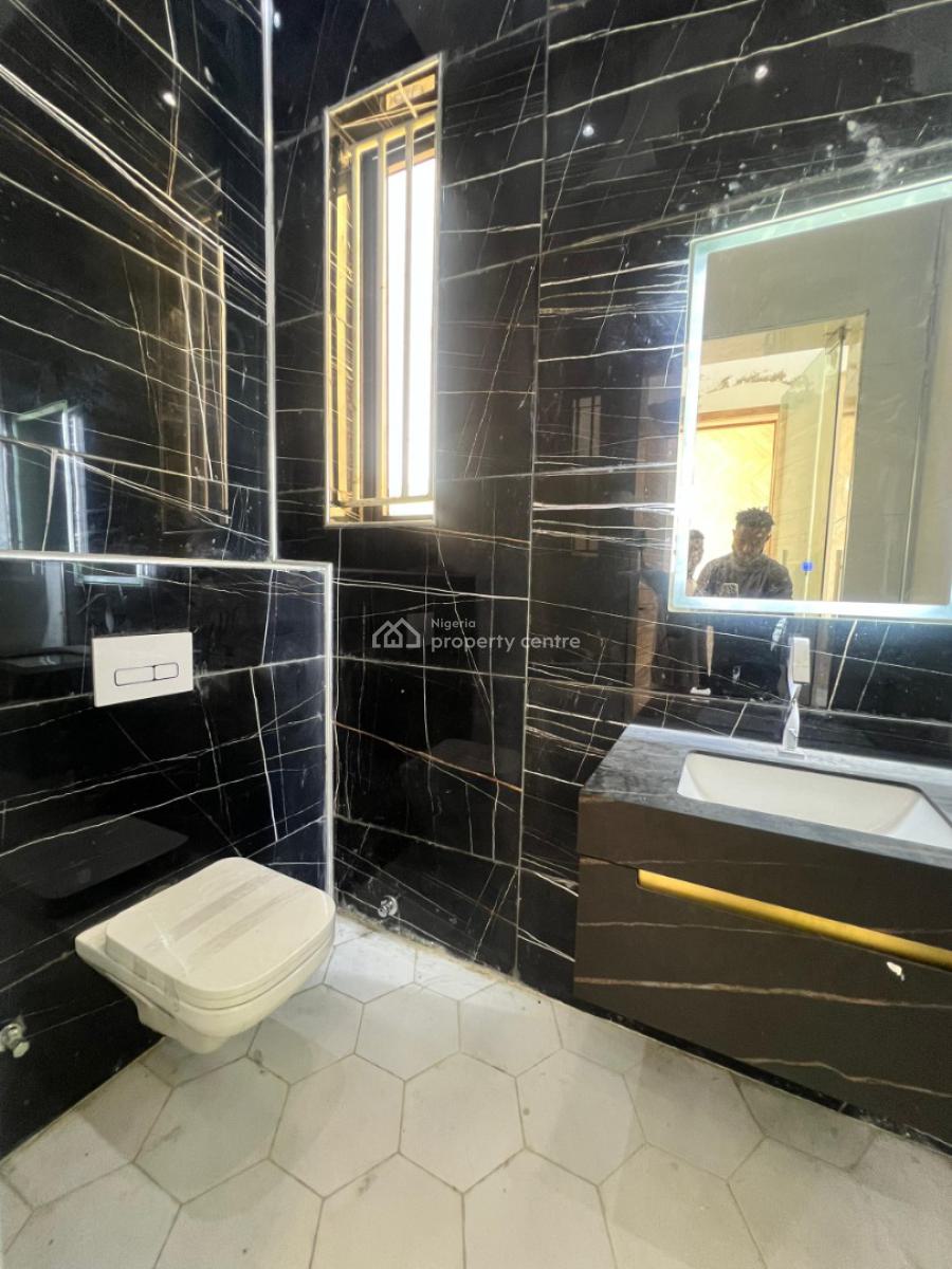 7 Bedroom Fully Detached Duplex with a Bq, Lekki Phase 1, Lekki, Lagos, Detached Duplex for Sale