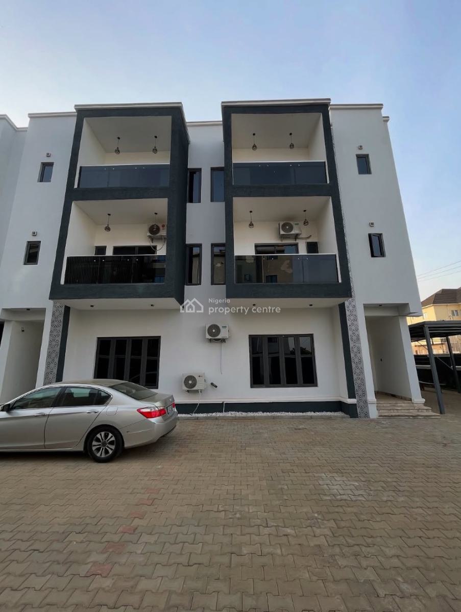 Pristine 4bedroom Terrace Duplex with a Bq, Jahi, Abuja, Terraced Duplex for Sale