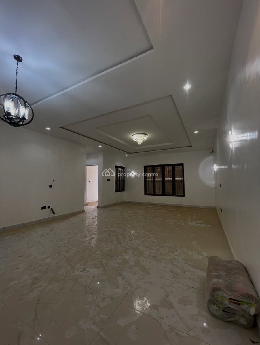 Pristine 4bedroom Terrace Duplex with a Bq, Jahi, Abuja, Terraced Duplex for Sale