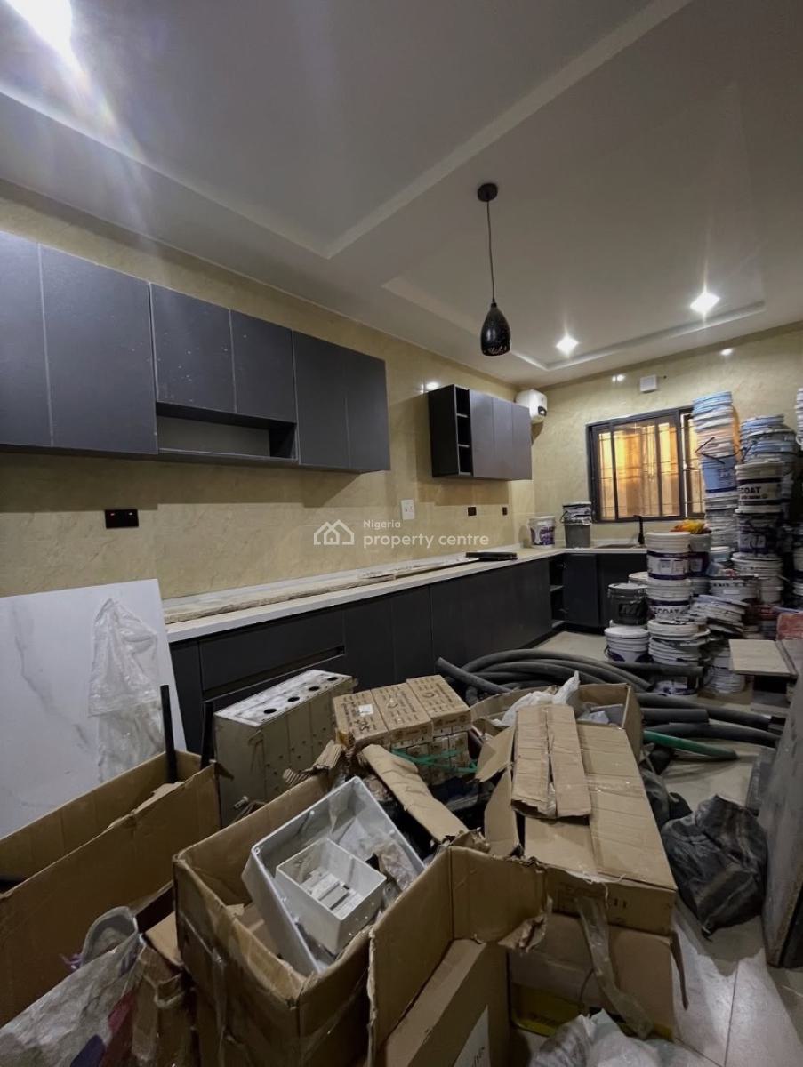 Pristine 4bedroom Terrace Duplex with a Bq, Jahi, Abuja, Terraced Duplex for Sale