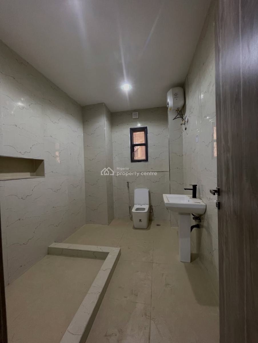 Pristine 4bedroom Terrace Duplex with a Bq, Jahi, Abuja, Terraced Duplex for Sale