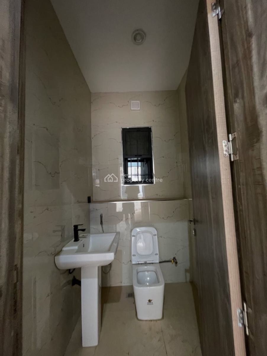 Pristine 4bedroom Terrace Duplex with a Bq, Jahi, Abuja, Terraced Duplex for Sale