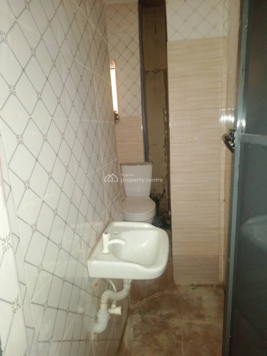 a Special 1bedroom Apartment in a Serene Environment, Bedore, Ajah, Lagos, Mini Flat (room and Parlour) for Rent