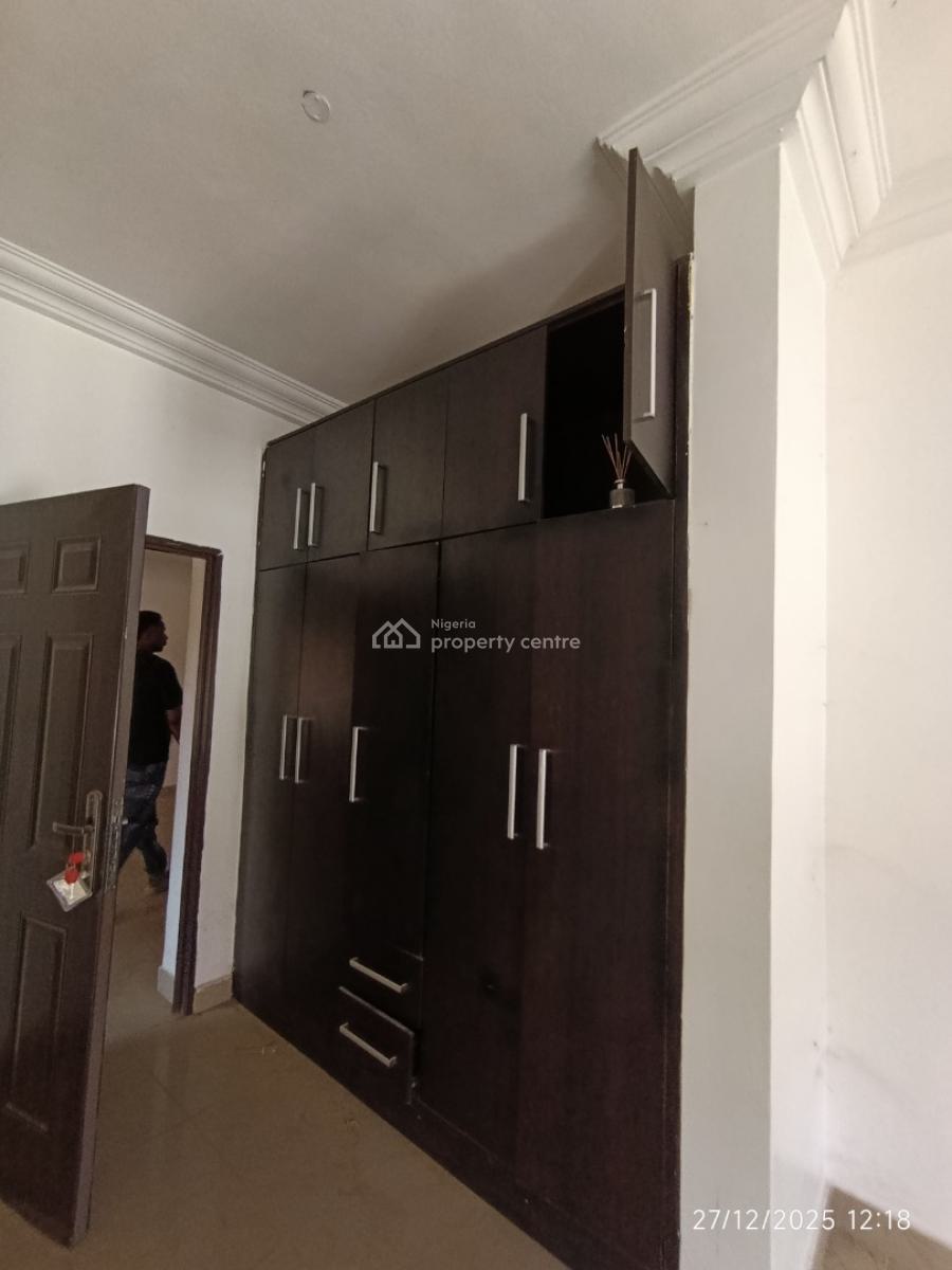 Service 1bedroom Flat, Very Nice Neighbourhood, Utako, Abuja, Flat / Apartment for Rent