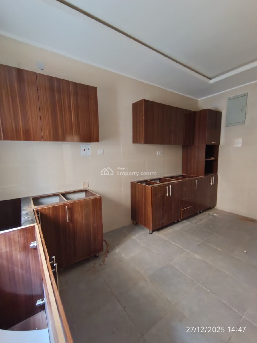 3bedroom Terrace Duplex with 2 Sitting Rooms, Its at Jabi Main Very Nice Neighbourhood, Jabi, Abuja, Terraced Duplex for Rent