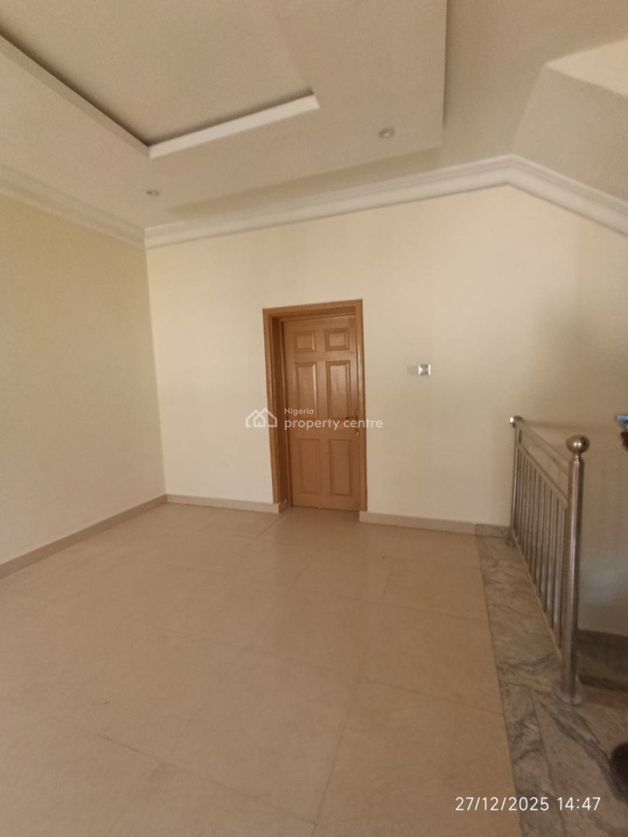 3bedroom Terrace Duplex with 2 Sitting Rooms, Its at Jabi Main Very Nice Neighbourhood, Jabi, Abuja, Terraced Duplex for Rent