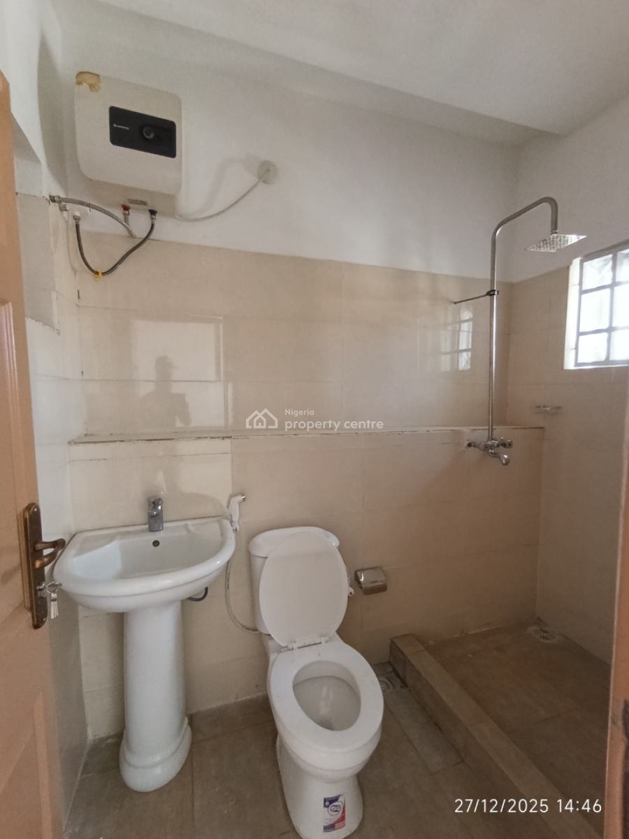 3bedroom Terrace Duplex with 2 Sitting Rooms, Its at Jabi Main Very Nice Neighbourhood, Jabi, Abuja, Terraced Duplex for Rent