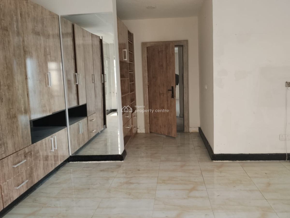 3 Bedroom Apartment with Bq on 5th Floor in a High Rise, Victoria Island (vi), Lagos, Flat / Apartment for Rent