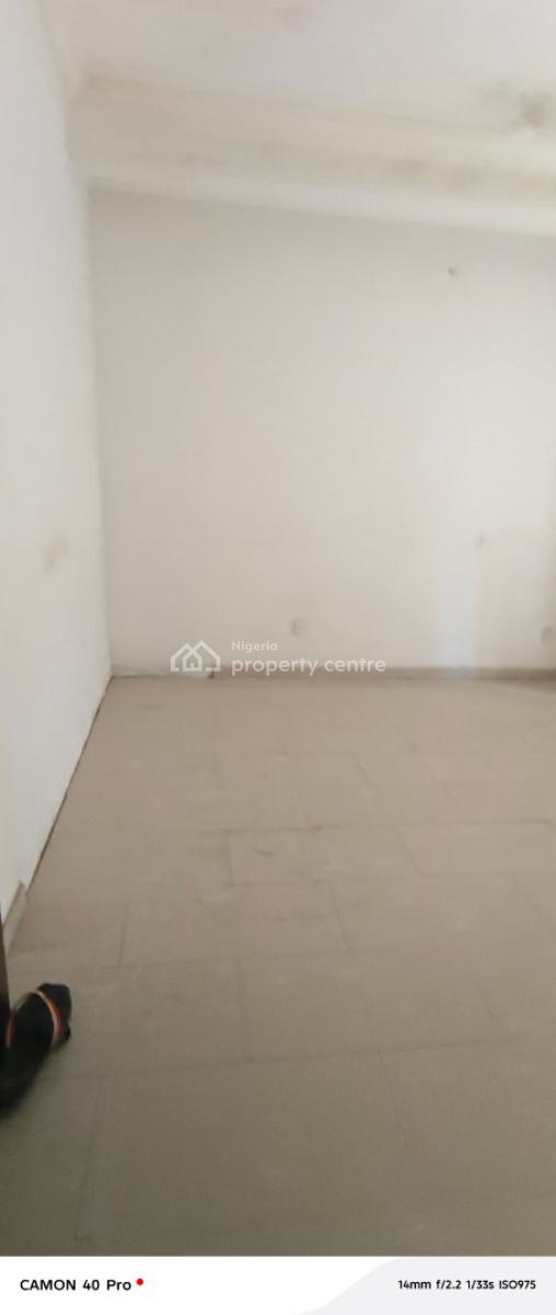 Studio Apartment, Opp Chicken Republic By Gtb, Lekki Phase 1, Lekki, Lagos, Self Contain (single Rooms) for Rent