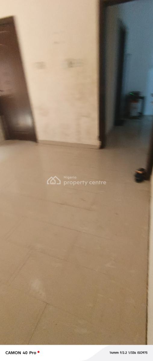 Studio Apartment, Opp Chicken Republic By Gtb, Lekki Phase 1, Lekki, Lagos, Self Contain (single Rooms) for Rent