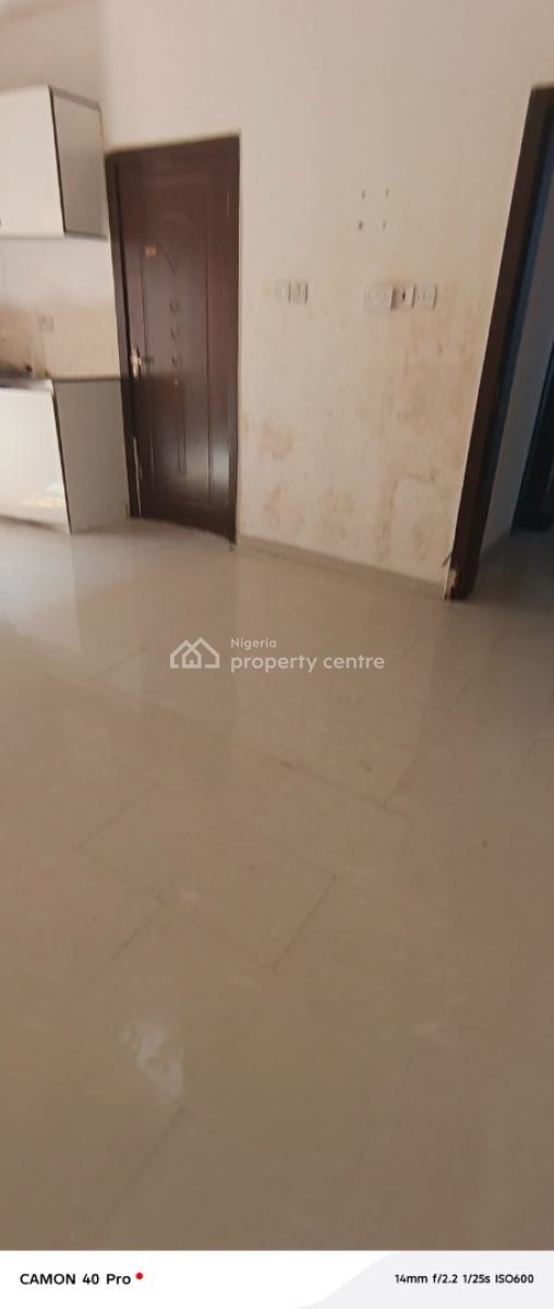 Studio Apartment, Opp Chicken Republic By Gtb, Lekki Phase 1, Lekki, Lagos, Self Contain (single Rooms) for Rent