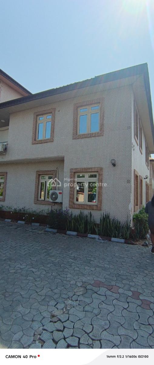 Studio Apartment, Opp Chicken Republic By Gtb, Lekki Phase 1, Lekki, Lagos, Self Contain (single Rooms) for Rent