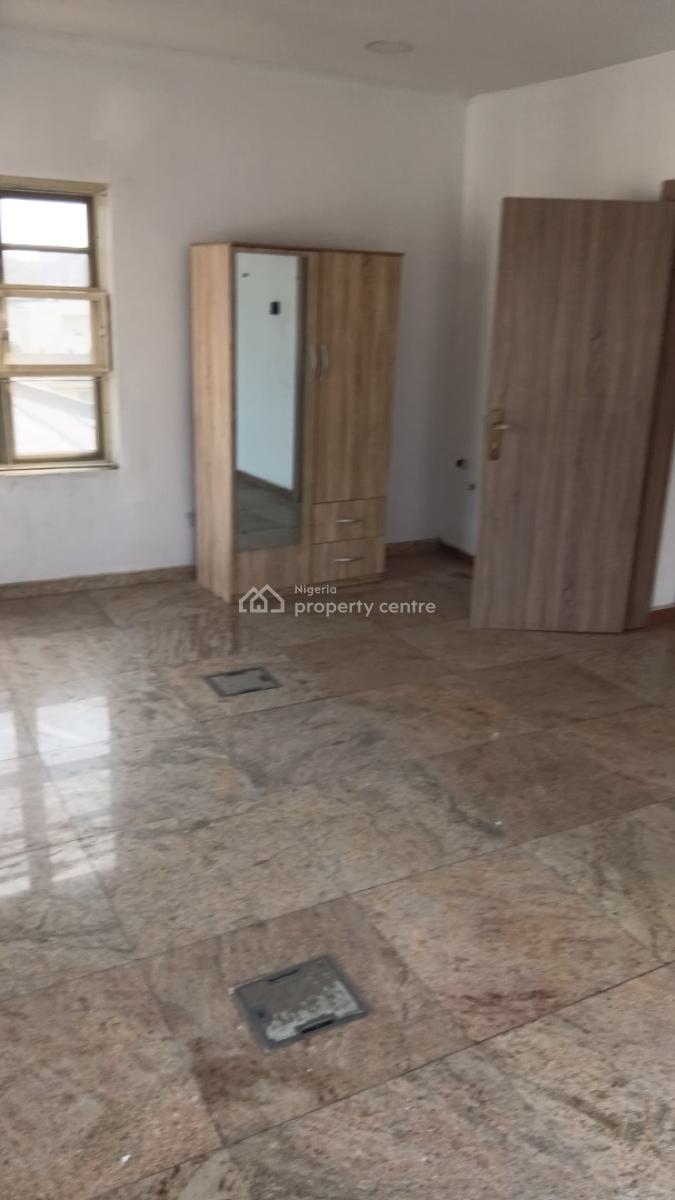 Clean 1 Bedroom Flat in Ikoyi, Norman William, Falomo, Ikoyi, Lagos, Mini Flat (room and Parlour) for Rent