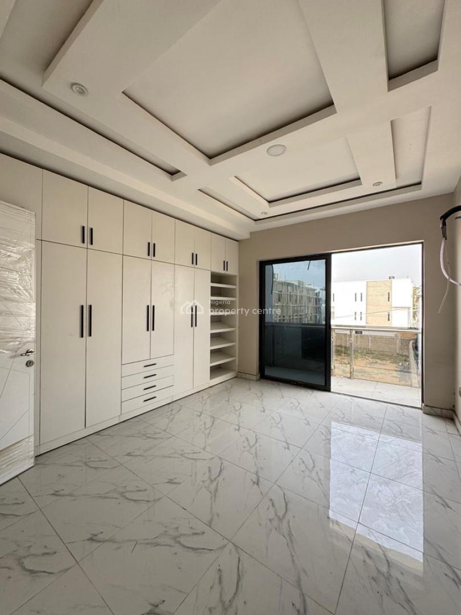 Affordable 2bedroom with Bq Apartment, Lekki Phase 1, Lekki, Lagos, Flat / Apartment for Sale