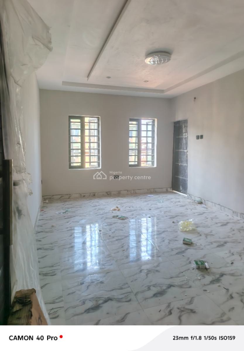 Executive 2 Bedroom, Off Western Avenue, Surulere, Lagos, Flat / Apartment for Rent